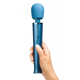 LE WAND PETITE RECHARGEABLE VIBRATING MASSAGER BLUE